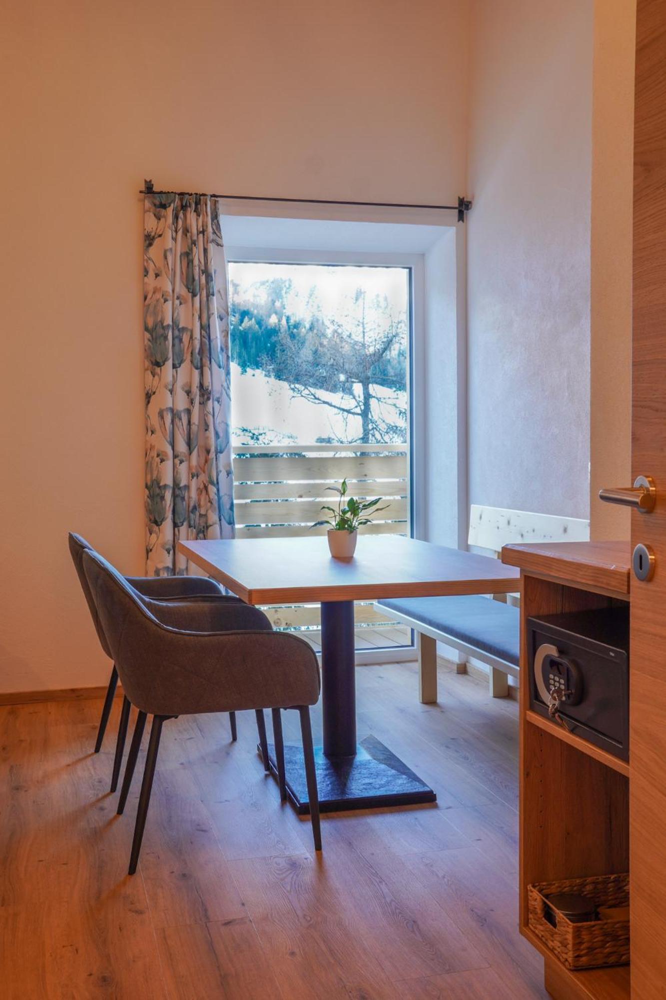 Appartementhaus Bergkristall Kartitsch Kamer foto
